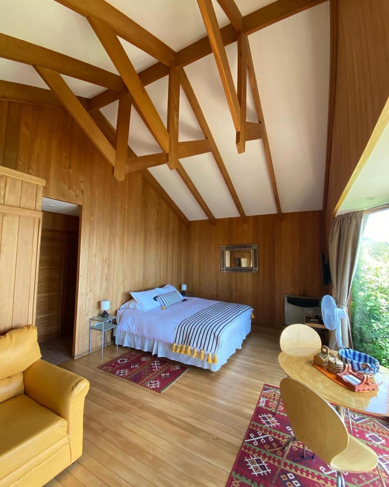 Cabanas Bahia Celeste, Пуерто Варас Екстериор снимка