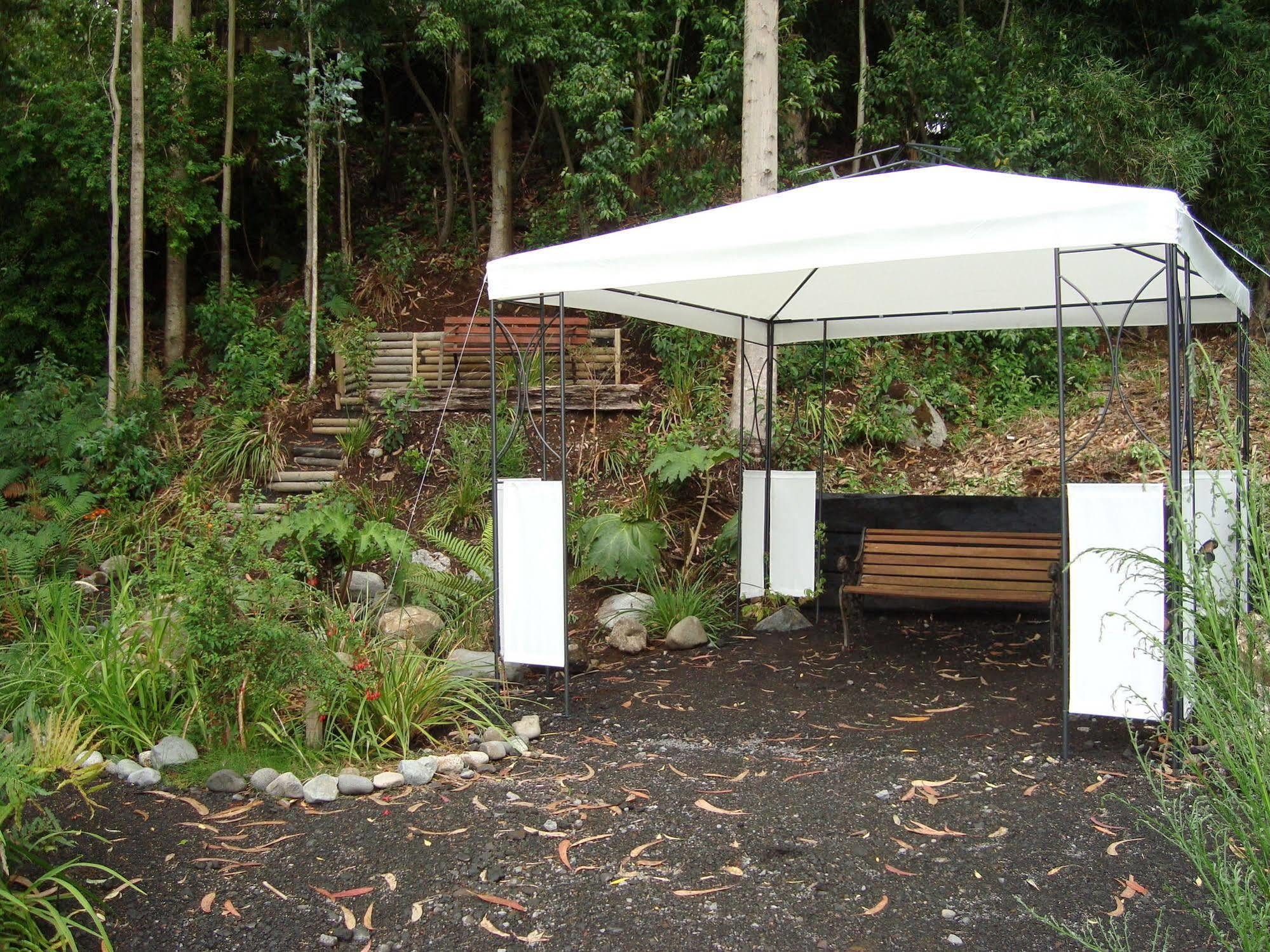 Cabanas Bahia Celeste, Пуерто Варас Екстериор снимка